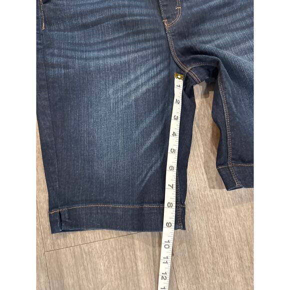 White House Black Market Mid Rise Bermuda Short Women's Size 6 - Picture 7 of 8